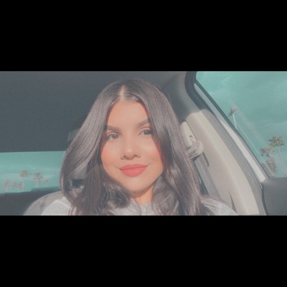 Meet your Posher, Saritza - Picture 2 of 2